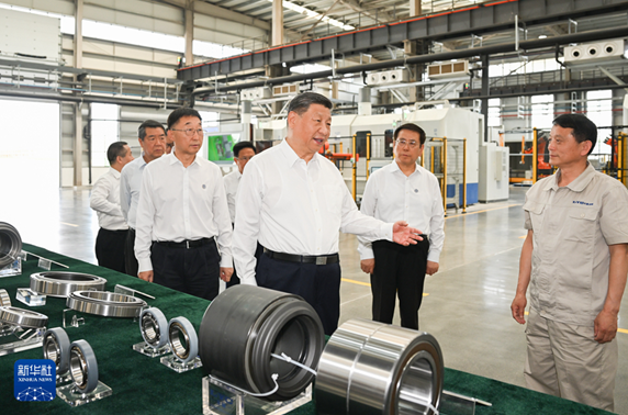 习近平在河南考察时强调 坚定信心推动高质量发展高效能治理 奋力谱写中原大地推进中国式现代化新篇章